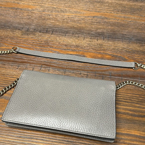 Authentic GUCCI Grey Wallet on a Chain Crossbody - Picture 10 of 16